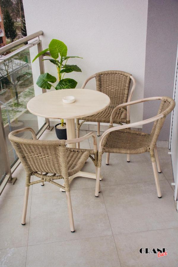 Grand Lux Apartment Doboj Luaran gambar
