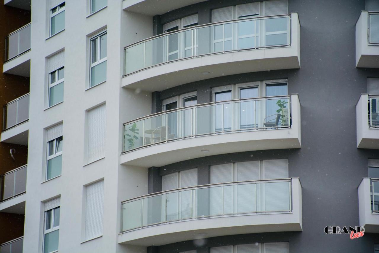 Grand Lux Apartment Doboj Luaran gambar